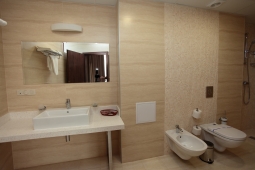 OVIS HOTEL